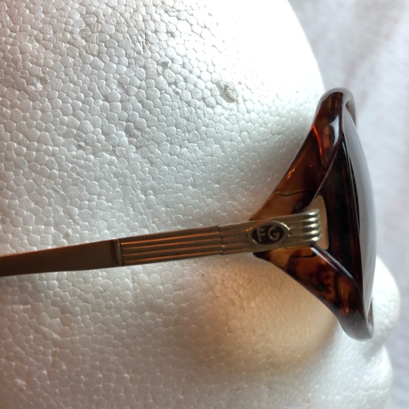 Vtg FG Sunglasses - Picture 4 of 8